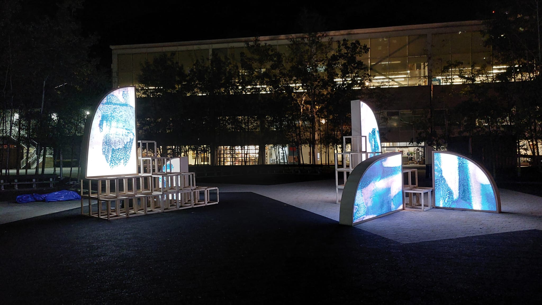 Another exhibition picture